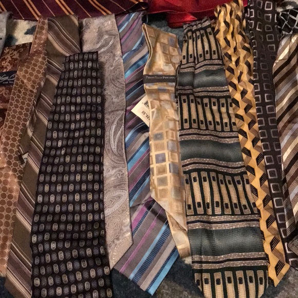 New and used ties - Picture 3 of 4
